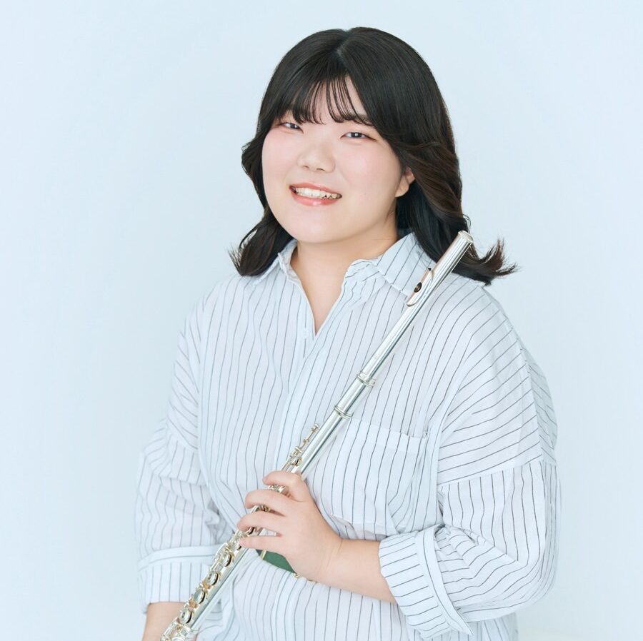 黒川莉名/フルート講師